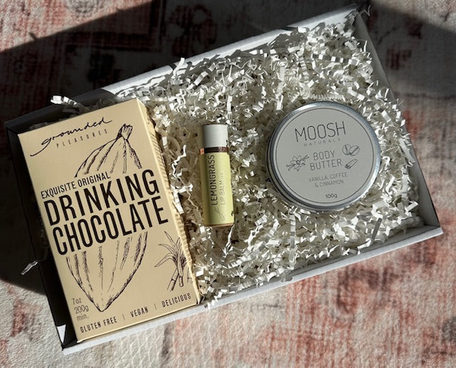 GIFTS & HAMPERS